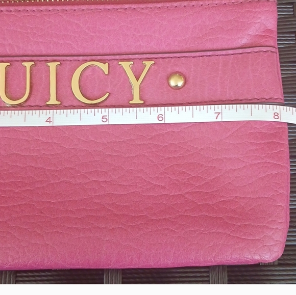 Juicy Couture Vibrant Pink Wristlet - Picture 3 of 6